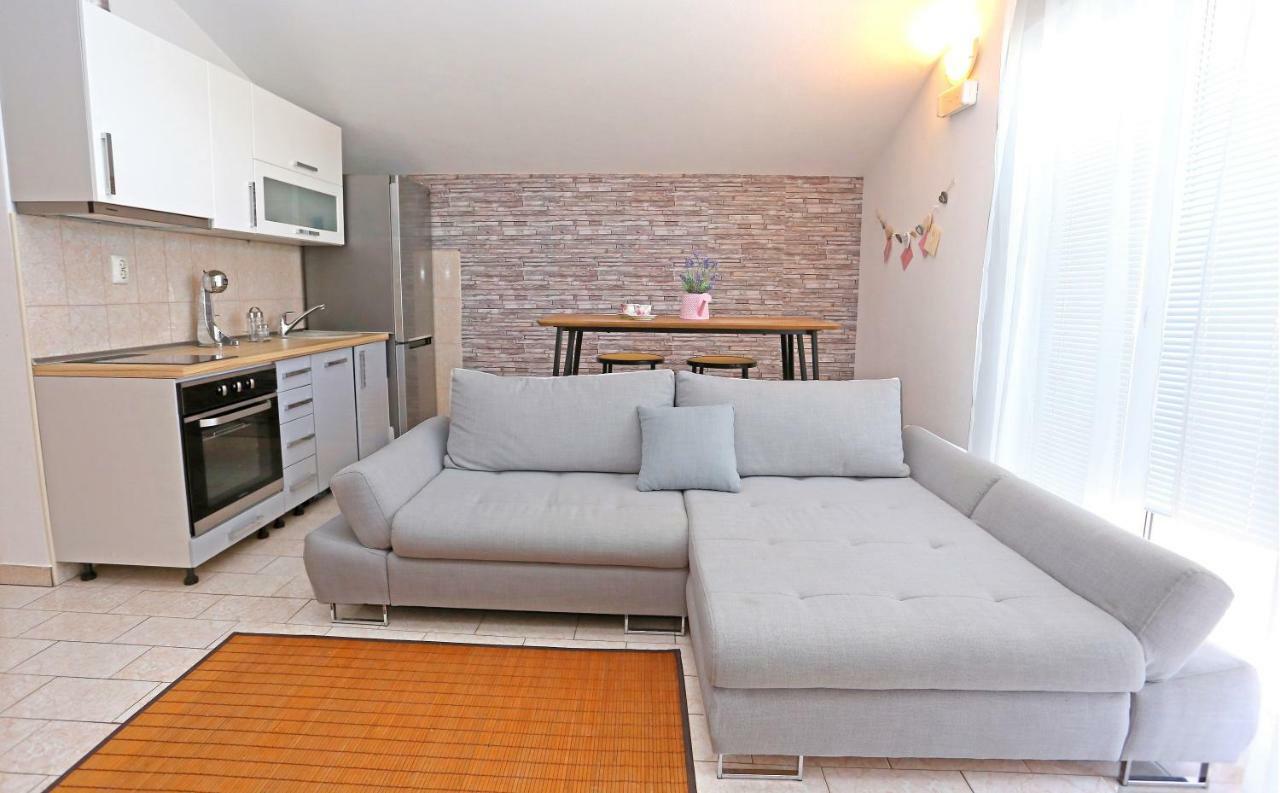Studio Apartment Grey Split Extérieur photo