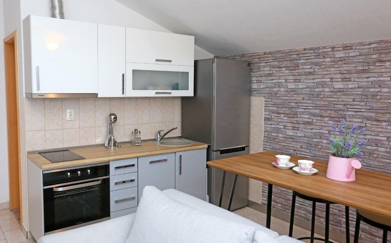 Studio Apartment Grey Split Extérieur photo